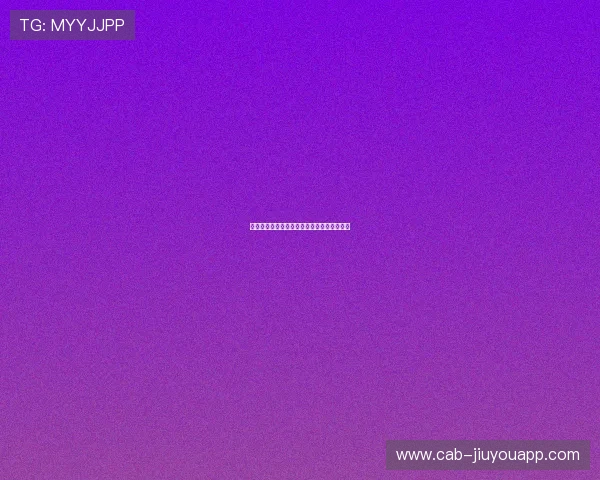 巴西球员在赛后参与青训课堂传授射门与盘带
